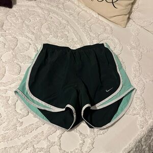 Nike Black and Green Athletic Shorts Lightweight Design